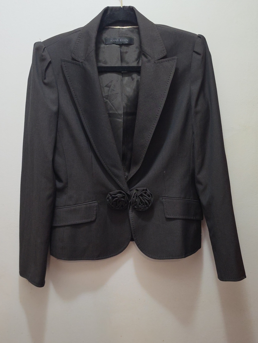 Anne Klein Black Tailored Blazer with Rosette Closure